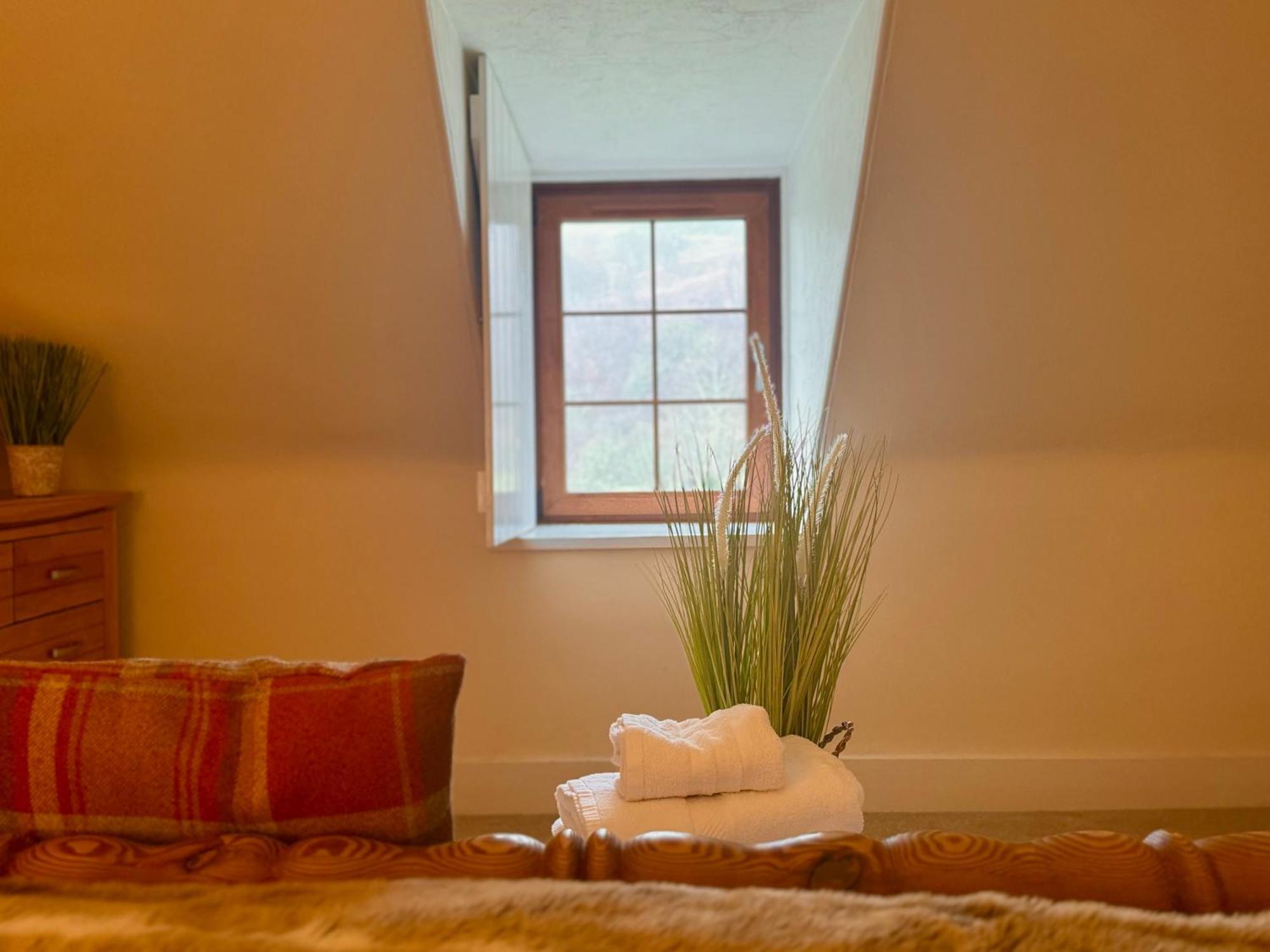 Rosemount Cottage Two - Highland Cottage Garve Luaran gambar